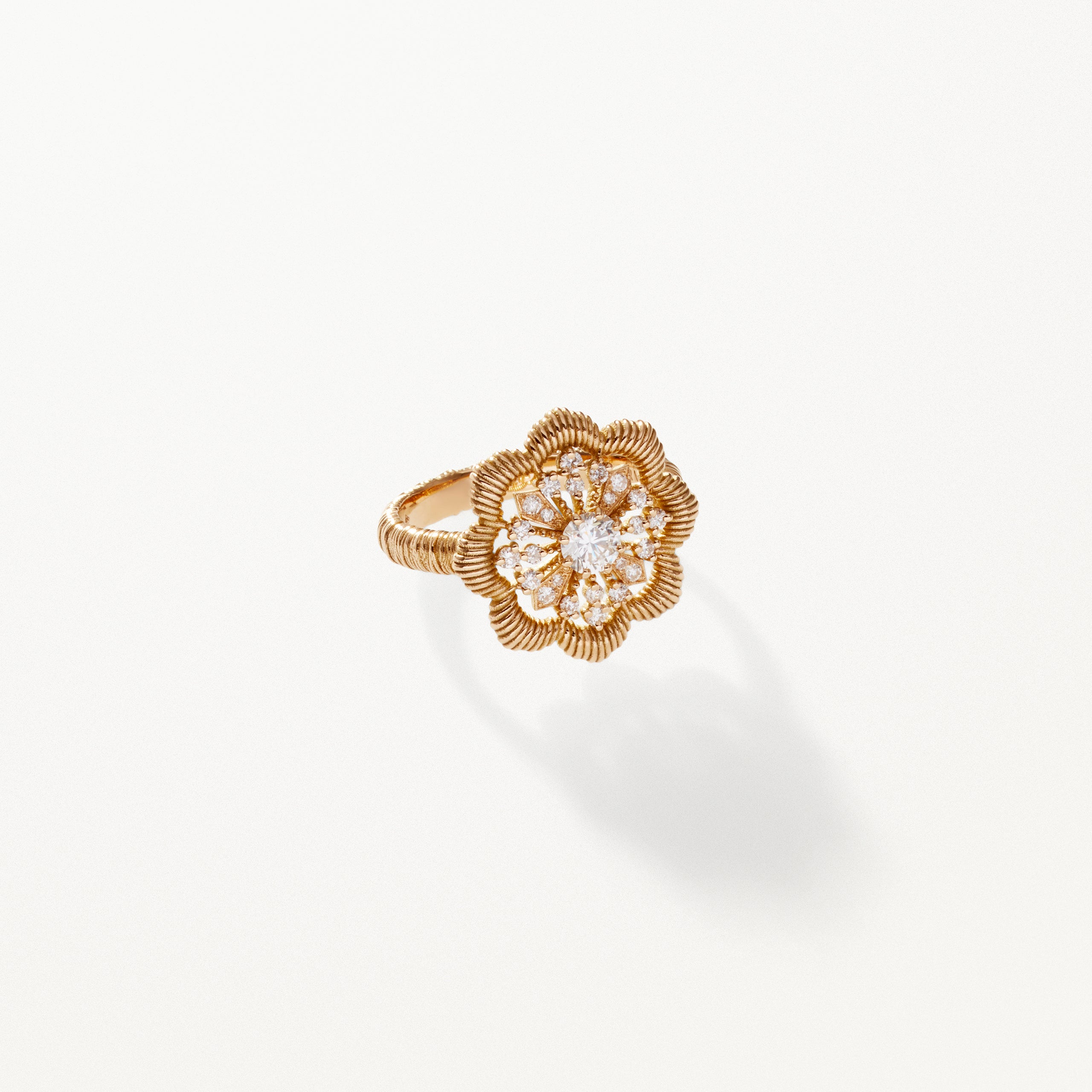 Oscar Massin Lace Flower Ring Diamond Yellow Gold Filigree
