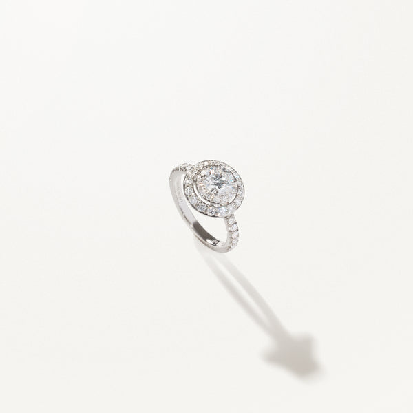 Majesté Engagement Ring, Round lab diamond white gold pavé band